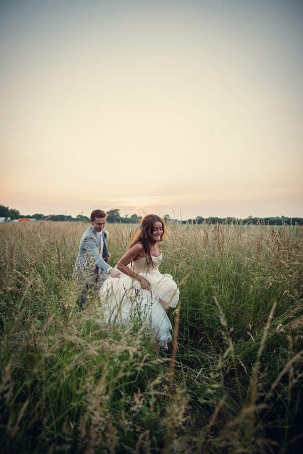 New England Barn style wedding, Pale & Interesting, Assassynation Photography