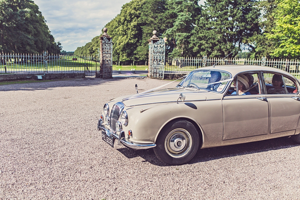 Mad Hatters tea party style wedding, Groom in tweed, flat cap, photography by Claire Penn