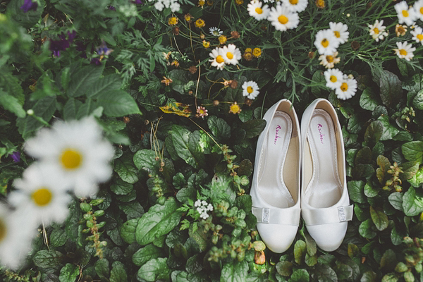 Charlotte Balbier wedding dress, pastel colour wedding, Photography by Jordanna Marston