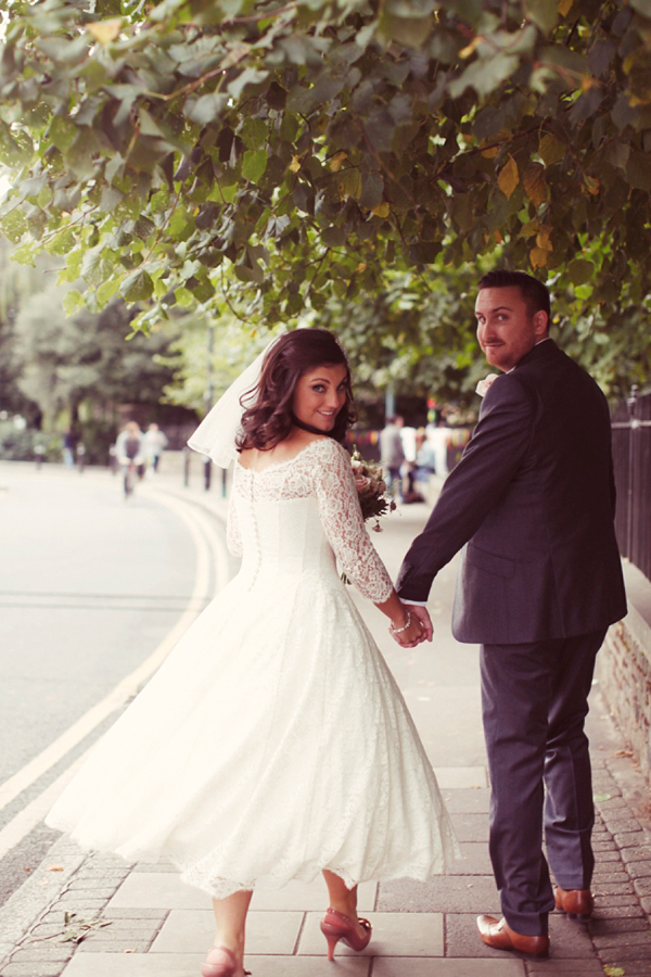 Elizabeth Avey vintage wedding dress, London bride, London wedding, 1950s vintage