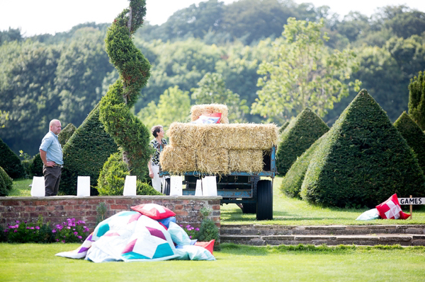 Colourful outdoor wedding, Photography by Katherine Ashdown