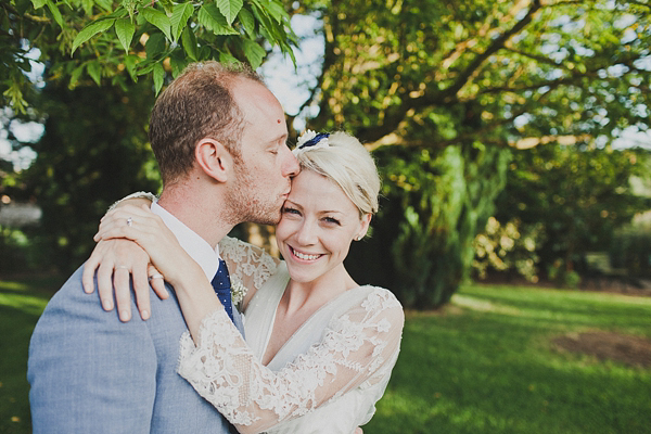 Charlie Brear wedding dress, Caswell House wedding, Cotswolds weddings, Photography by Igor Dremba