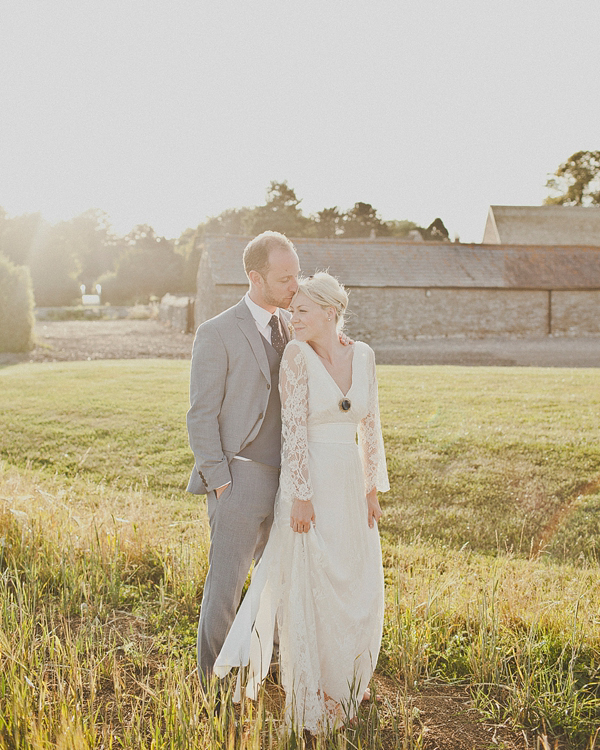 Charlie Brear wedding dress, Caswell House wedding, Cotswolds weddings, Photography by Igor Dremba