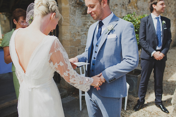 Charlie Brear wedding dress, Caswell House wedding, Cotswolds weddings, Photography by Igor Dremba