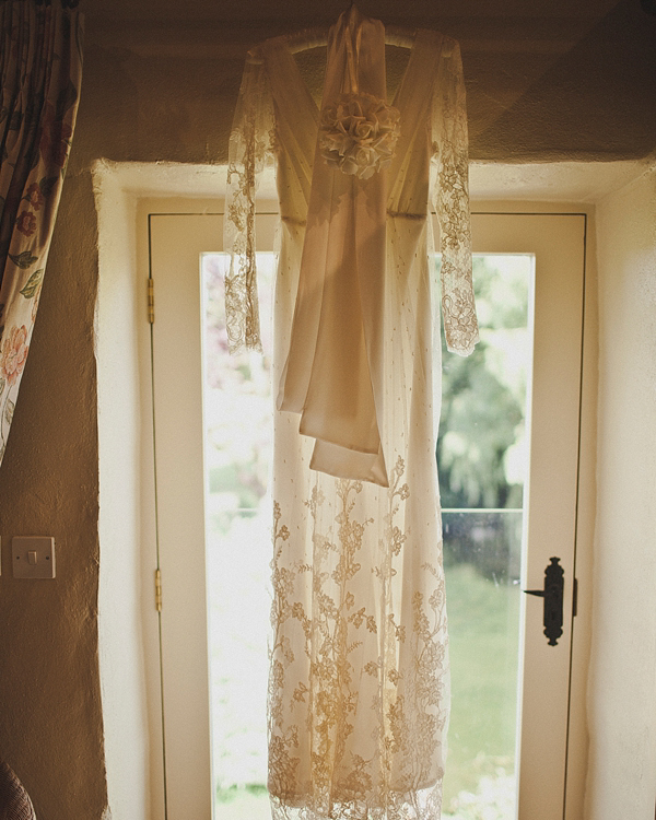 Charlie Brear wedding dress, Caswell House wedding, Cotswolds weddings, Photography by Igor Dremba