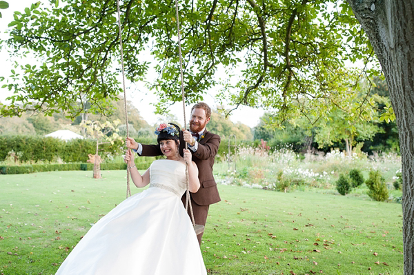 1950s inspired Autumn wedding, Photography by Fiona Kelly