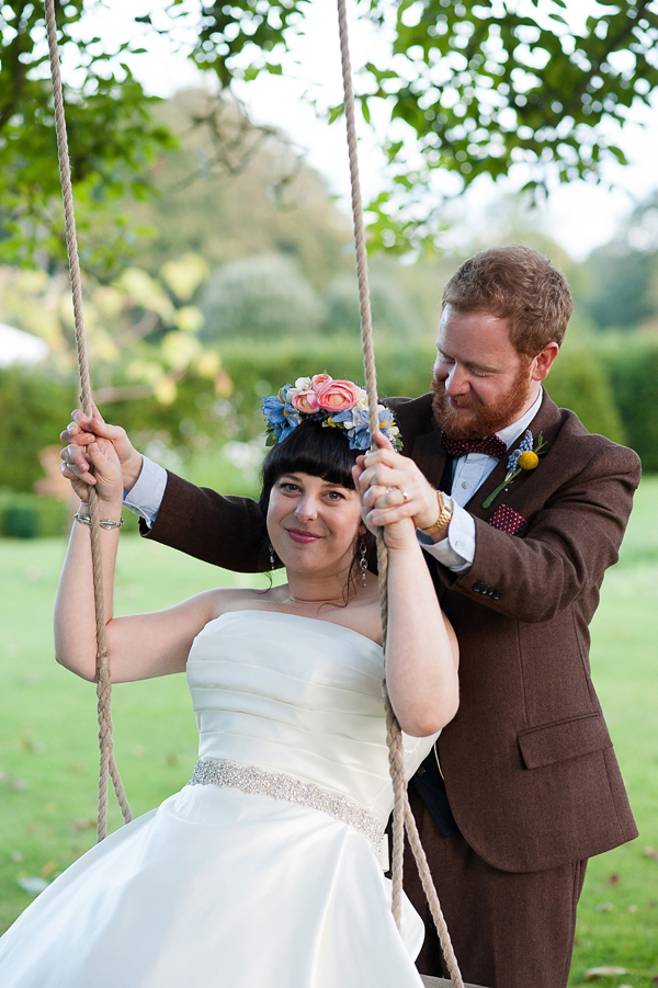 1950s inspired Autumn wedding, Photography by Fiona Kelly