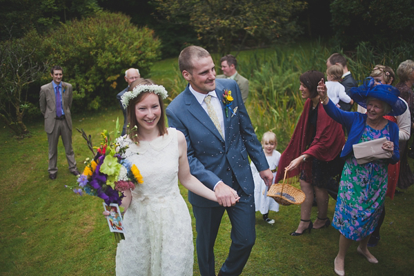 Minna wedding dress, laid back outdoor wedding, Photography by Sally Thurrell