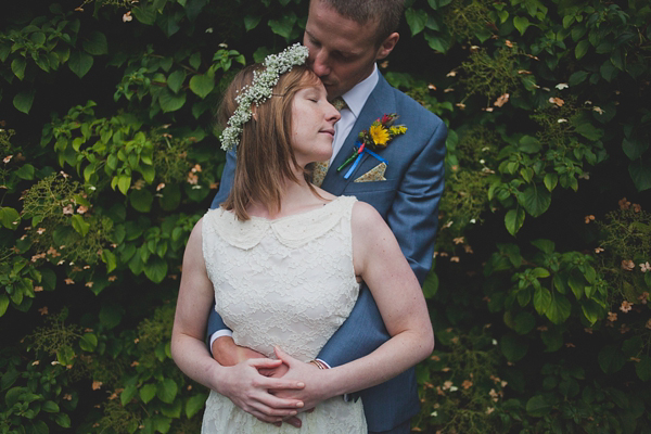 Minna wedding dress, laid back outdoor wedding, Photography by Sally Thurrell