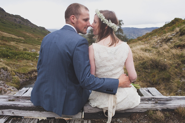 Minna wedding dress, laid back outdoor wedding, Photography by Sally Thurrell