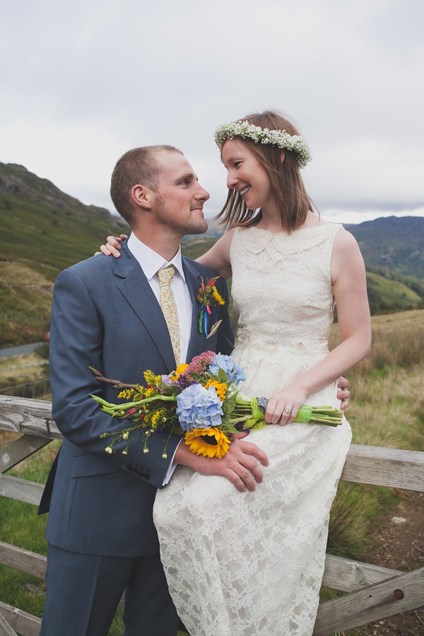 Minna wedding dress, laid back outdoor wedding, Photography by Sally Thurrell