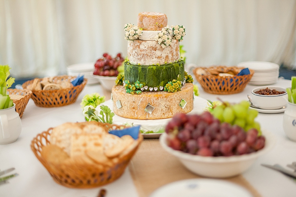 Isle of Wight wedding, Victorian inspired wedding, literary inspired wedding, Photography by Chris Cowley