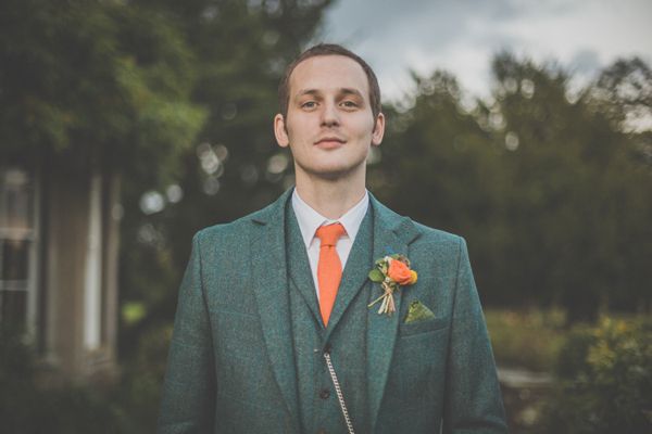 Benjamin Roberts wedding dress, rustic Autumn wedding, Photography by Michelle Lindsell