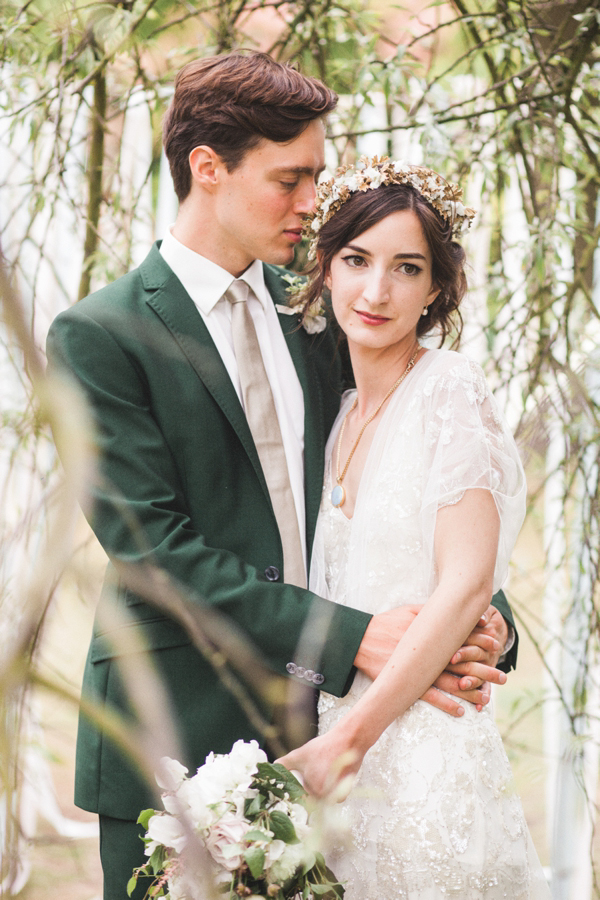 Azalea by Jenny Packham, Edwardian inspired floral crown, Emmanuel College Cambridge wedding, M&J Photography