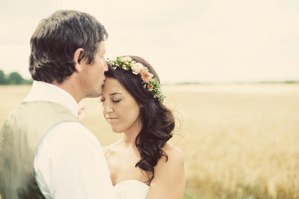 Oxfordshire Barn Wedding by Eliza Claire Photography