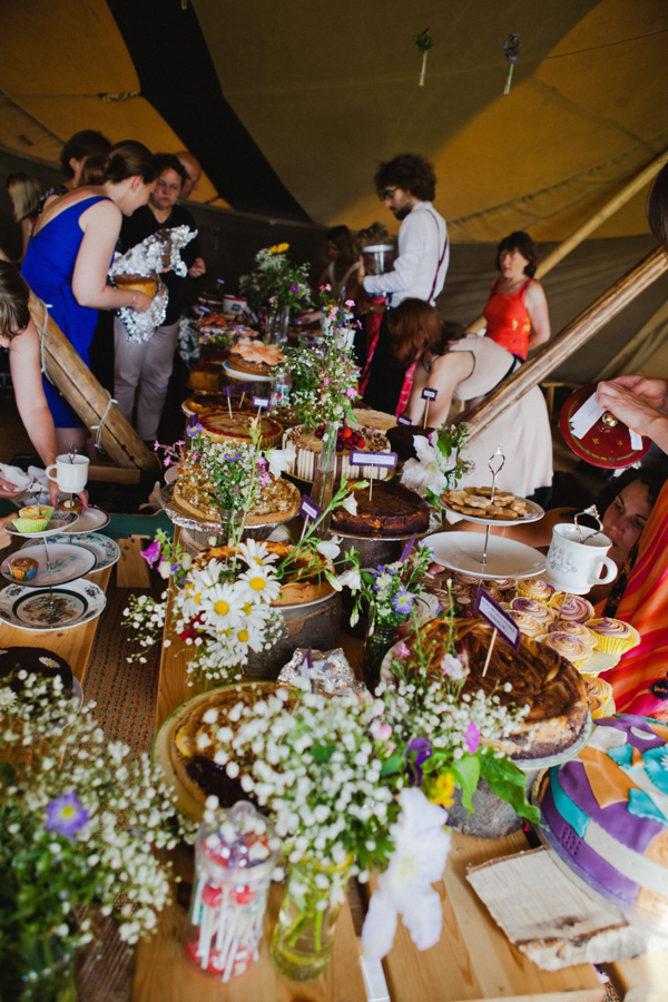 Colourful Summer wedding, Flowery wedding, Outdoor wedding, Casey Avenue Wedding Photography