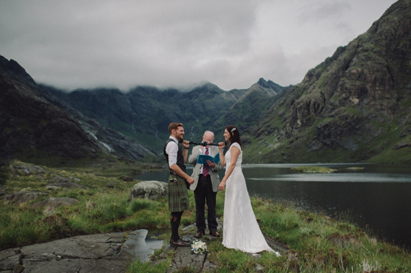 Scottish elopement, Handfasting, Gaelic Blessing, Isle of Skye Wedding, Charlotte Balbier wedding dress, Kitchener Photography