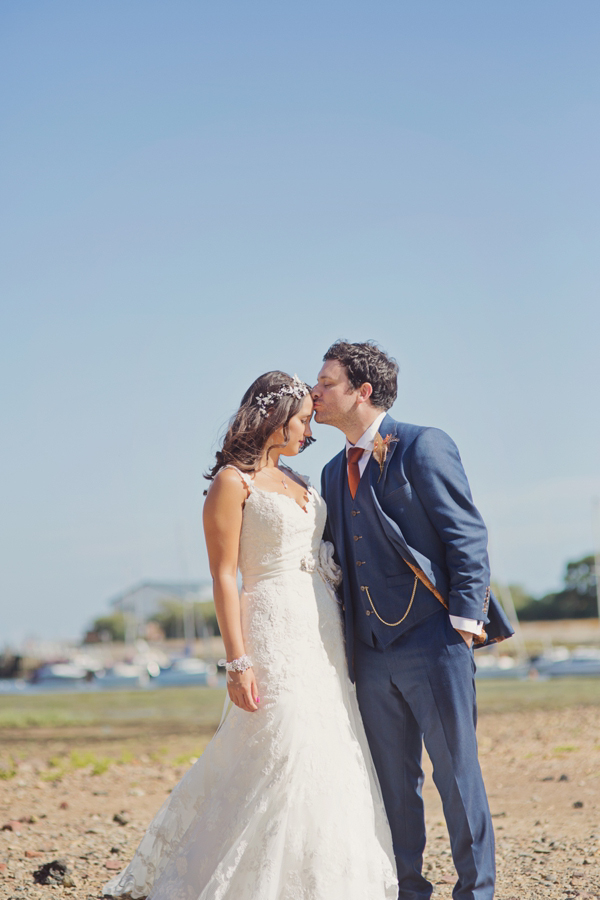 Enzoani wedding dress // Hayling Island Wedding // Cottoncandy Wedding Photography