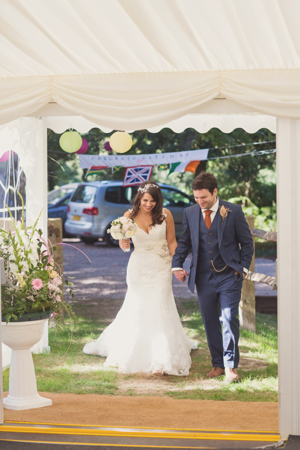 Enzoani wedding dress // Hayling Island Wedding // Cottoncandy Wedding Photography