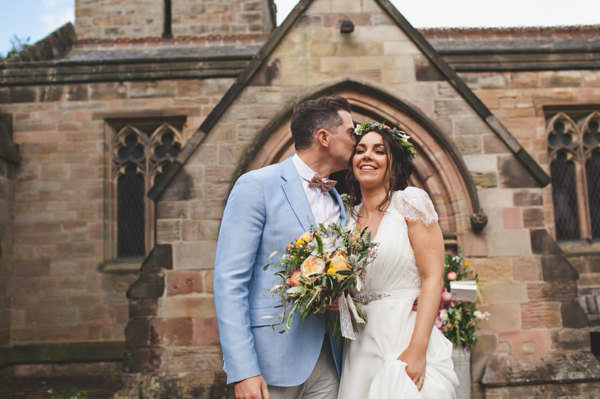 Jenny Packham, rustic floral coral wedding, Laura McCluskey Photography