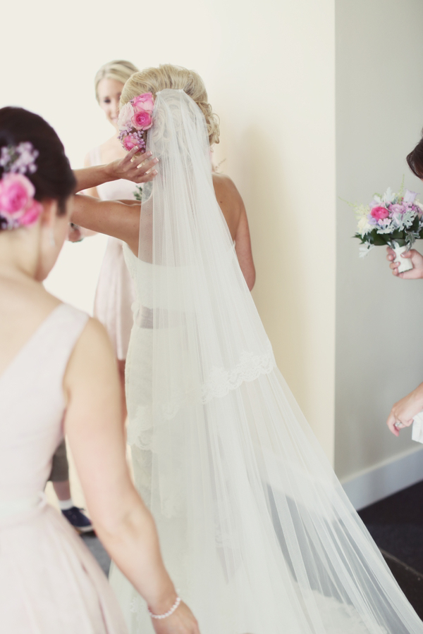 La Sposa wedding dress // soft pink romantic wedding // Craig & Eva Sanders Photography