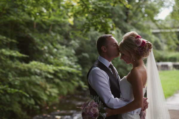 La Sposa wedding dress // soft pink romantic wedding // Craig & Eva Sanders Photography