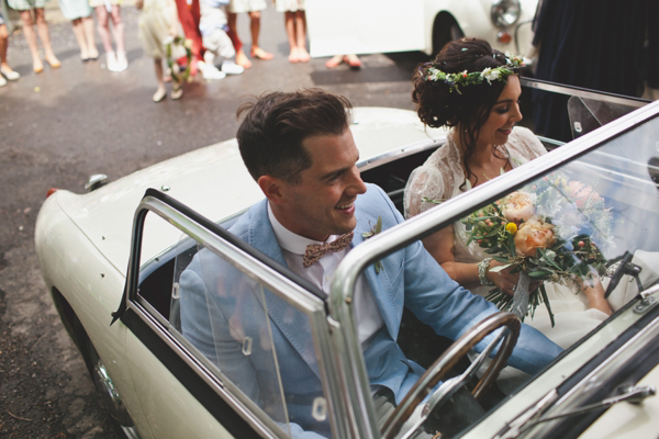 Jenny Packham, rustic floral coral wedding, Laura McCluskey Photography