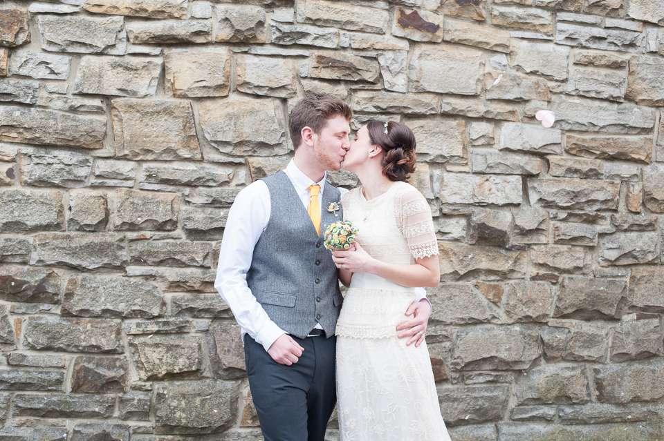 DIY and handcrafted wedding // Yellow wedding // SDS Photography