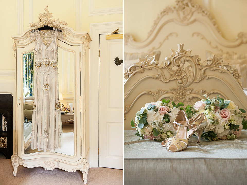 Eden by Jenny Packham // Intimate Country House Civil Ceremony // Photography by Julie Tinton