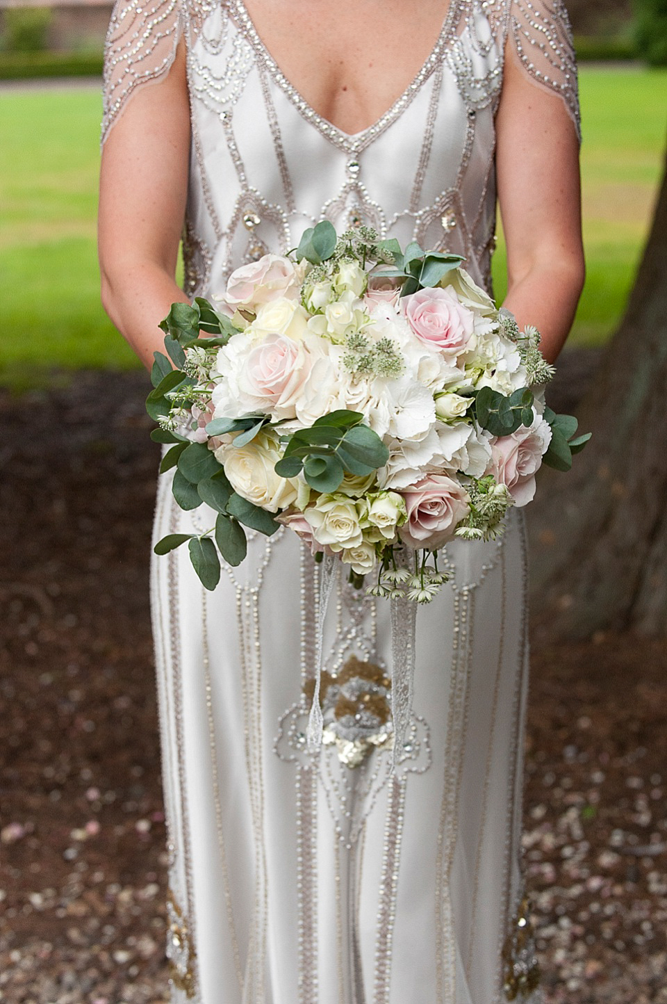 Eden by Jenny Packham // Intimate Country House Civil Ceremony // Photography by Julie Tinton