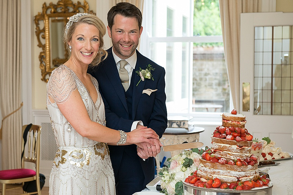 Eden by Jenny Packham // Intimate Country House Civil Ceremony // Photography by Julie Tinton