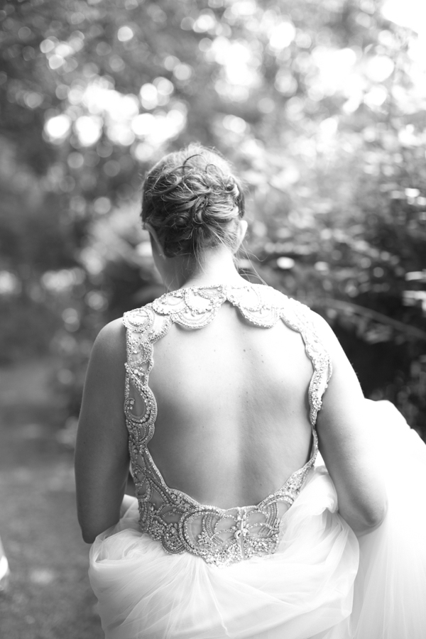Blaire by Jenny Packham for an elegant wedding at the Henry Moore Foundation in Hertfordshire // Story Wedding Photography