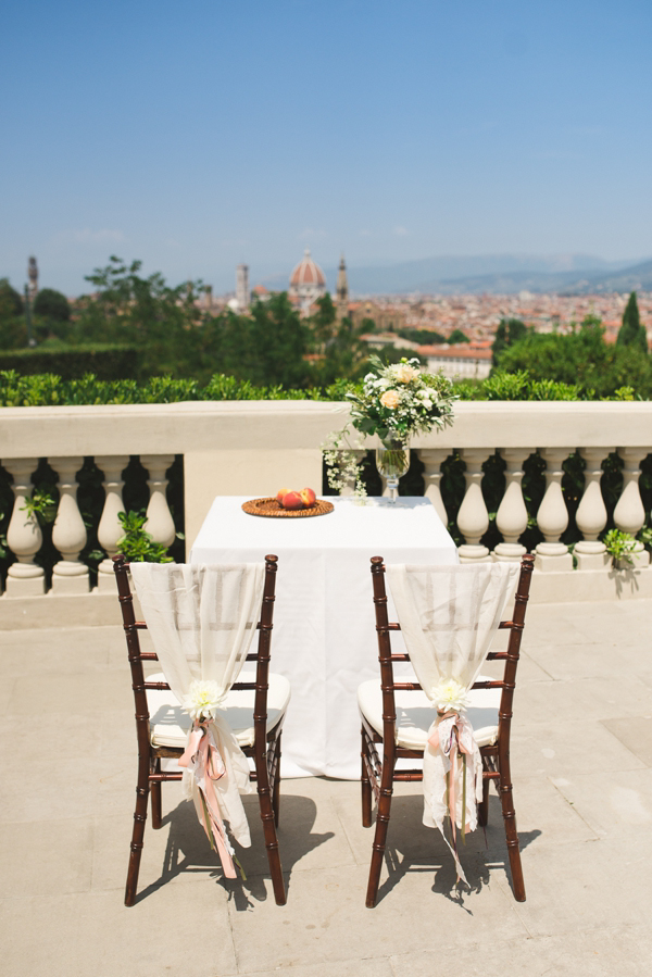 Florence Italy // Elegant Italian wedding inspiration // Modern Vintage Weddings // Carter Nendrick Wedding & Event Planners