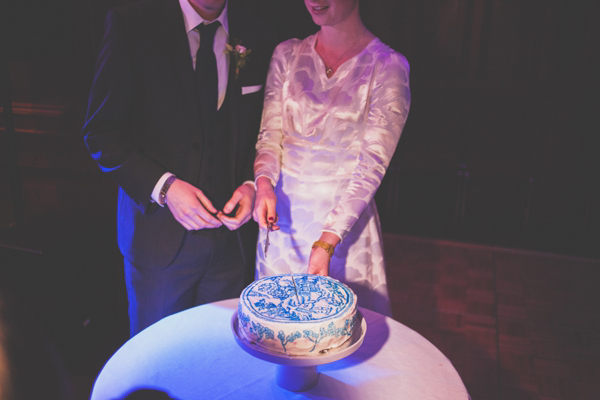 Lost in Translation inspired wedding // Wedding at The Crucible Theatre in Sheffield // Bride wearing a Japanese Kimono // Photography by India Hobson