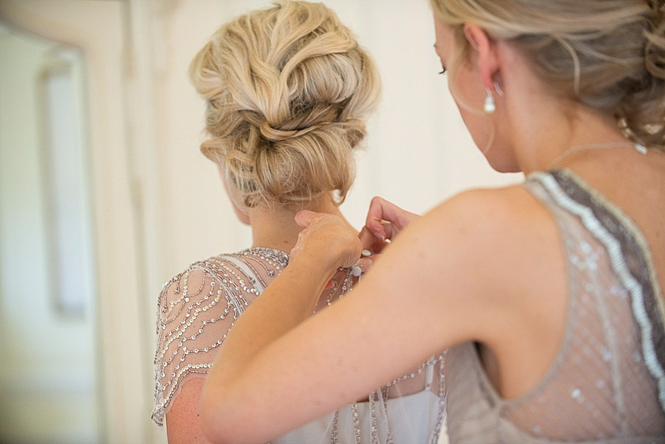 Eden by Jenny Packham // Intimate Country House Civil Ceremony // Photography by Julie Tinton