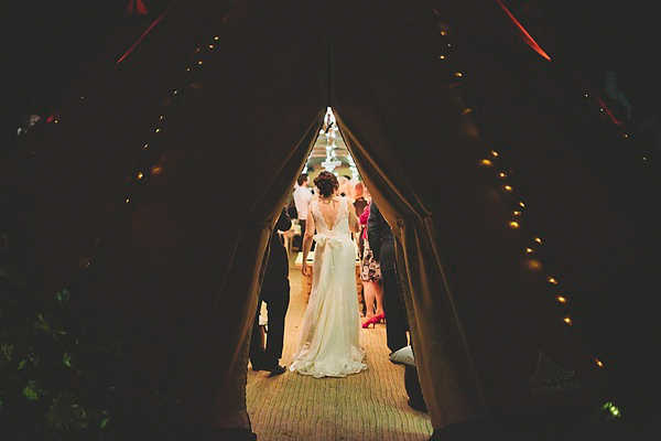 Stephanie Allin wedding dress // Alnwick Treehouse wedding // Papakata Tipi wedding // Matt Ethan wedding photography