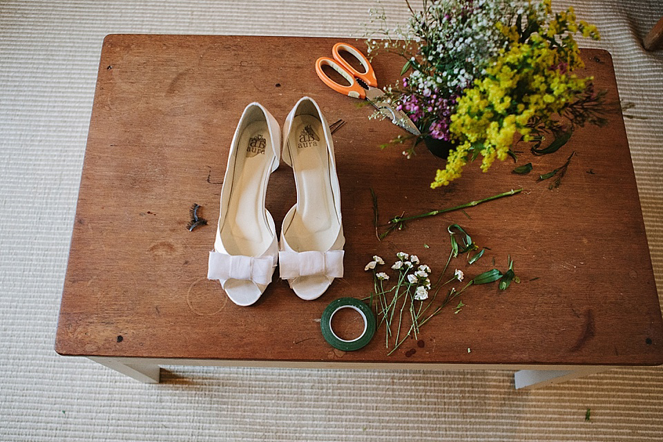 Alice Temperley Wedding Dress // World Tents Tipi Wedding // Photography by Joanna Brown