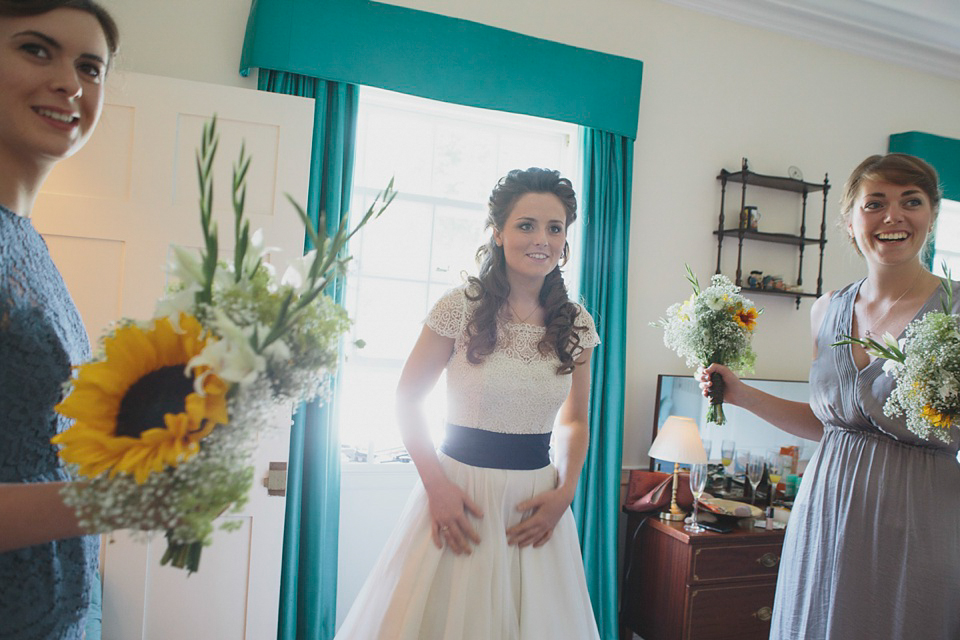 Lynn Ashworth wedding dress // Mirrorbox Photography