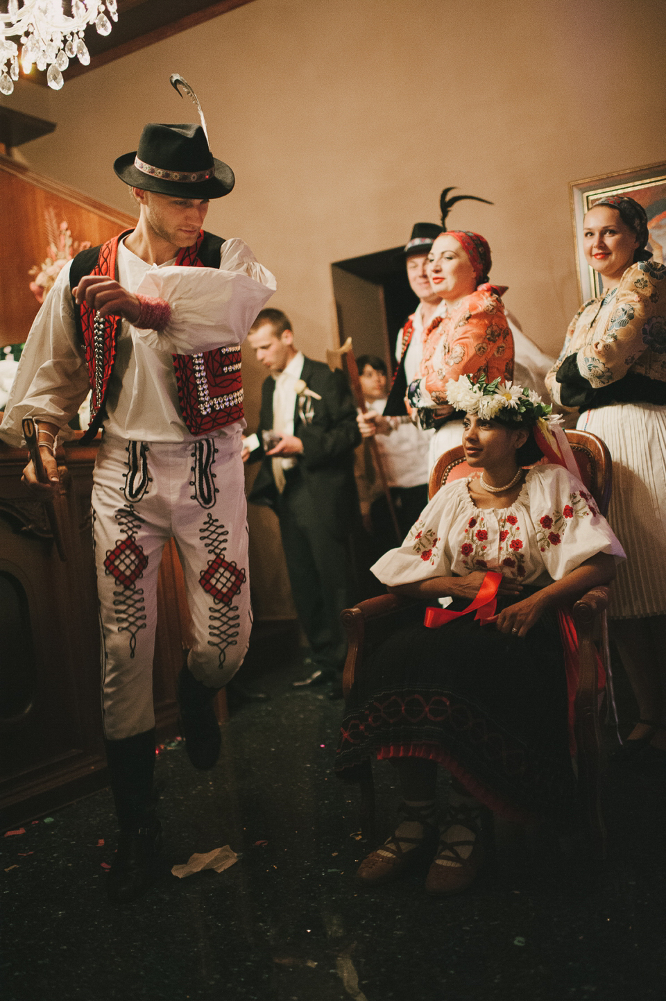 Vera Wang Wedding Dress // Slovakian Wedding // Photography by Brano Novak