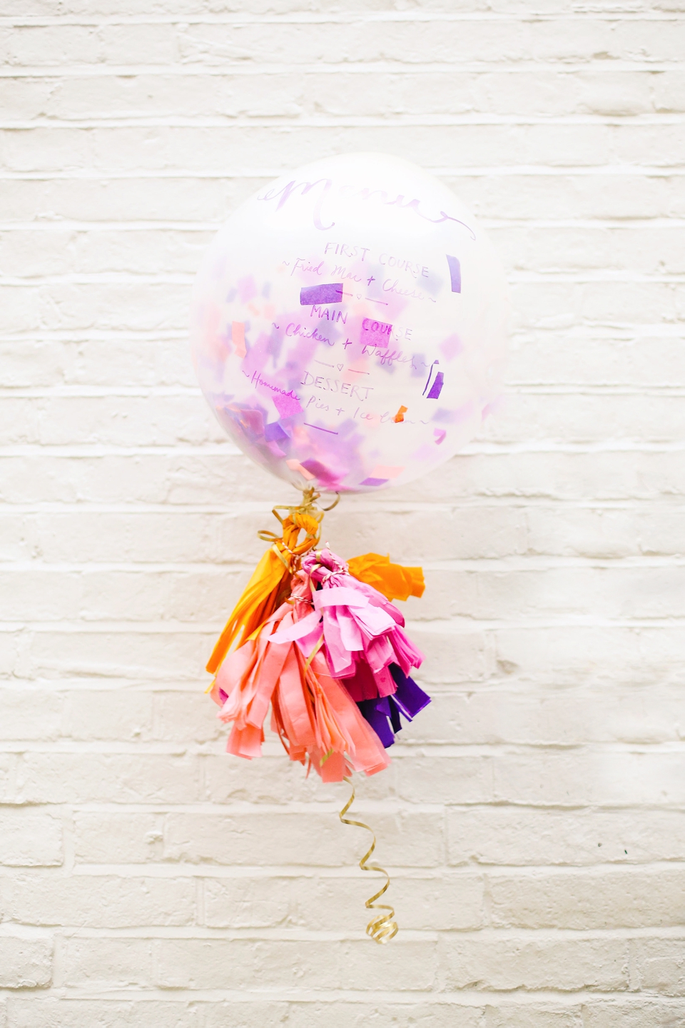 DIY Wedding Balloons With Tassels DIY project by Berinmade