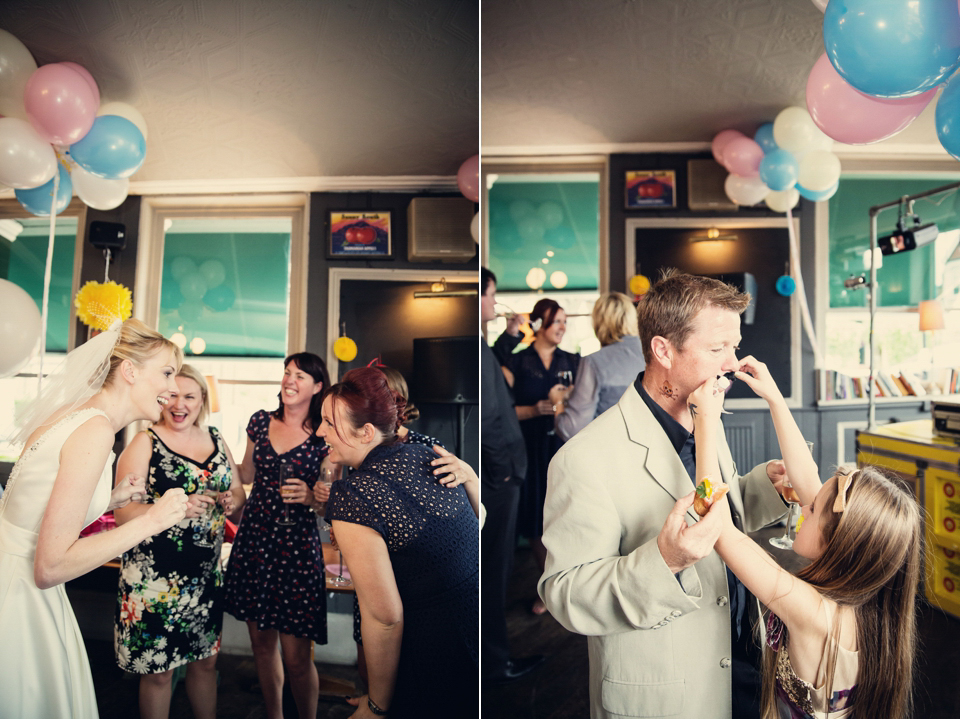 Fun and colourful London pub wedding // Photography by Assassynation