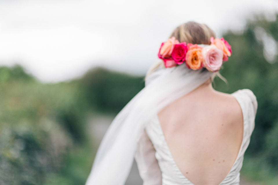 1940s vintage wedding dress by Elizabeth Avey // Tipi wedding in Anglesey // Rachel Hayton Photography