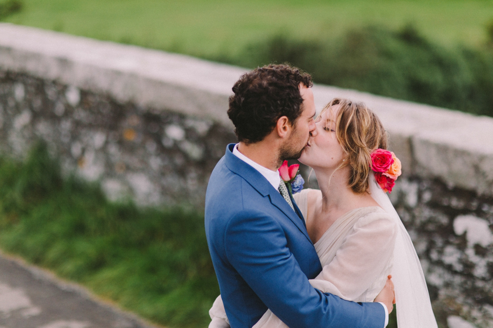 1940s vintage wedding dress by Elizabeth Avey // Tipi wedding in Anglesey // Rachel Hayton Photography