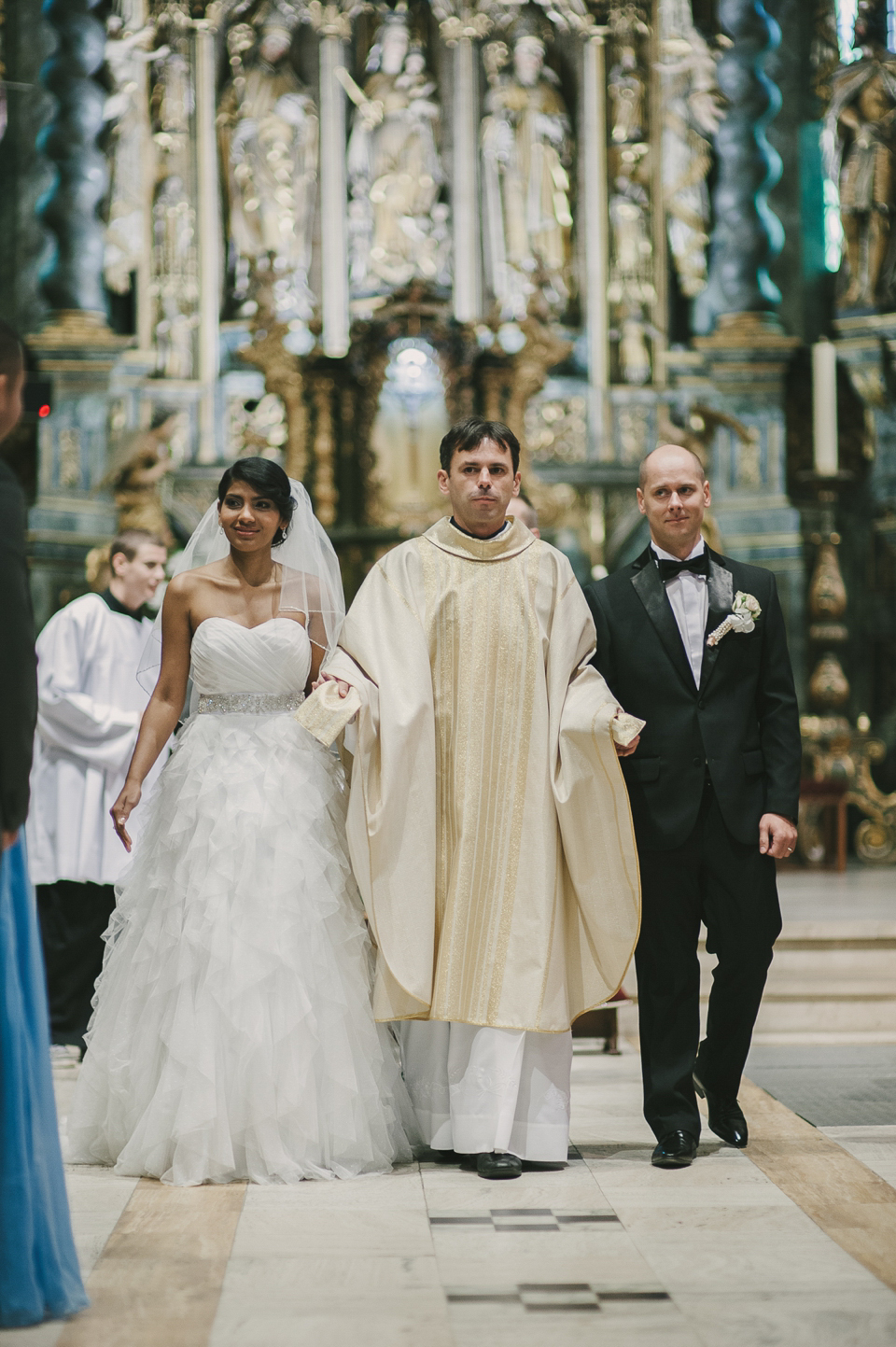 Vera Wang Wedding Dress // Slovakian Wedding // Photography by Brano Novak