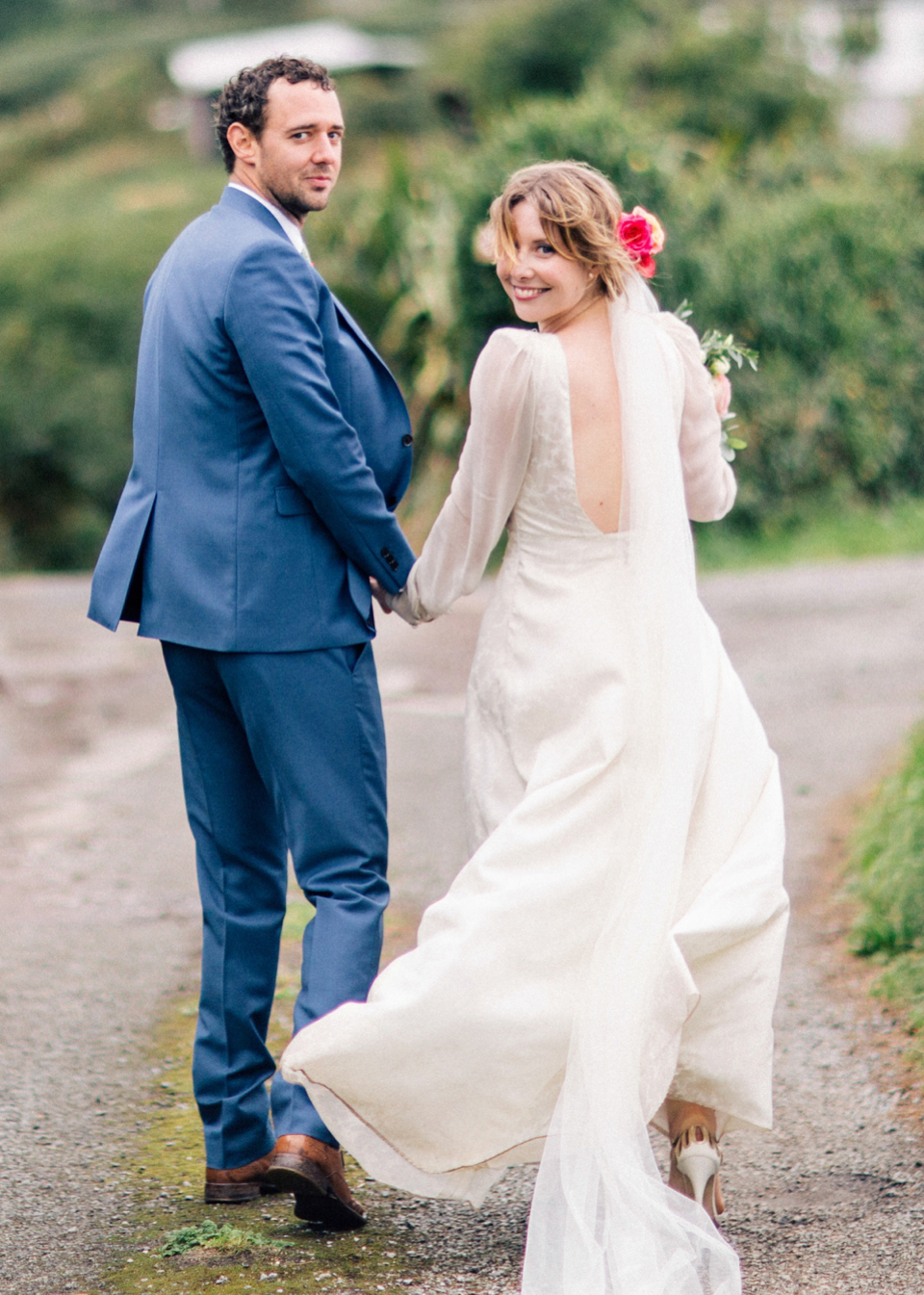 1940s vintage wedding dress by Elizabeth Avey // Tipi wedding in Anglesey // Rachel Hayton Photography