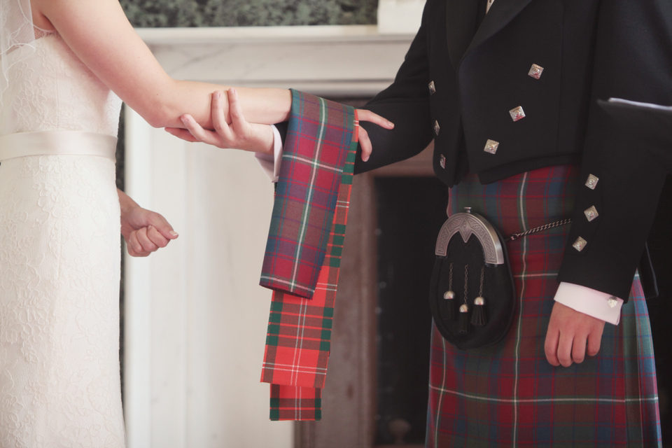 Scottish castle wedding // Craig and Eva Sanders Photography