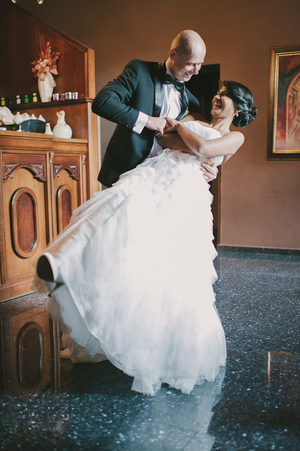 Vera Wang Wedding Dress // Slovakian Wedding // Photography by Brano Novak