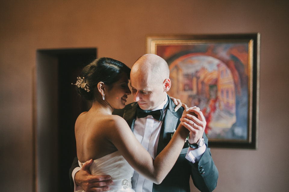 Vera Wang Wedding Dress // Slovakian Wedding // Photography by Brano Novak