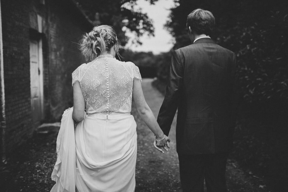 Aspen by Jenny Packham from Miss Bush Bridal in Surrey // Nautical themed wedding // Photography by Joanna Brown