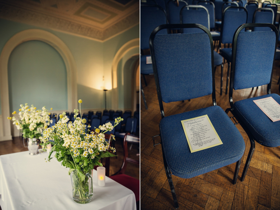 Fun and colourful London pub wedding // Photography by Assassynation